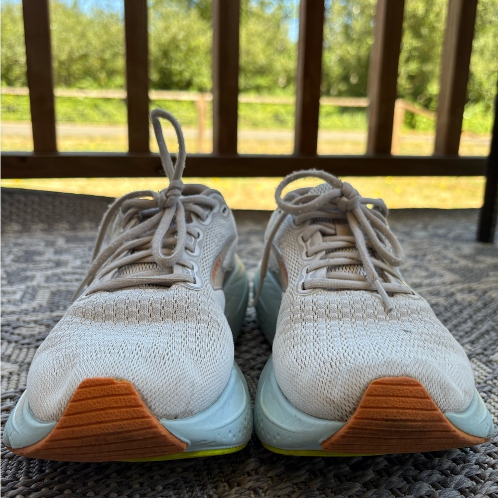 Brooks Glycerin 21 Womens 8.5 beige/grey Running Walking 1204081B195 Sneaker - Picture 5 of 16